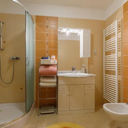 דירה Rosalia By Interhome *
